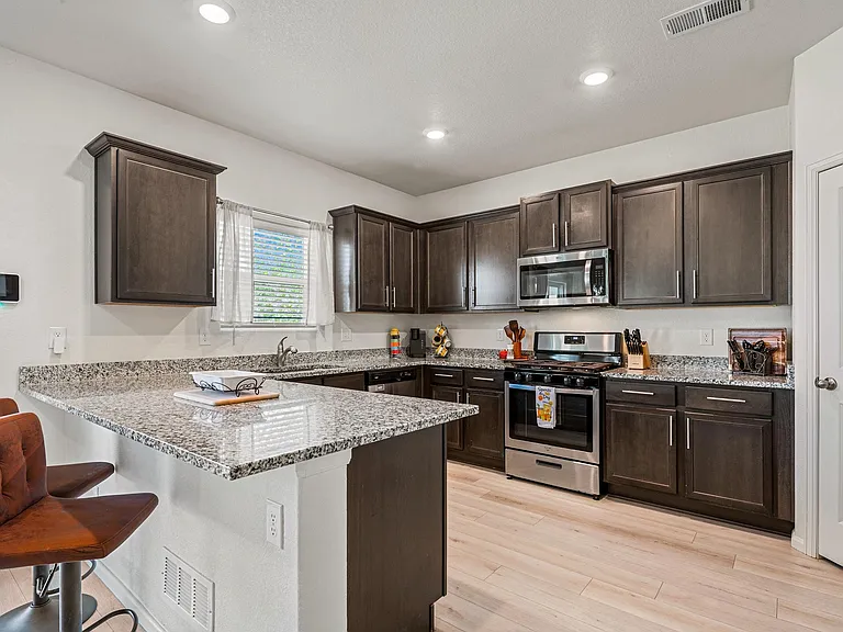 47549 Clover Ave — Photo 6
