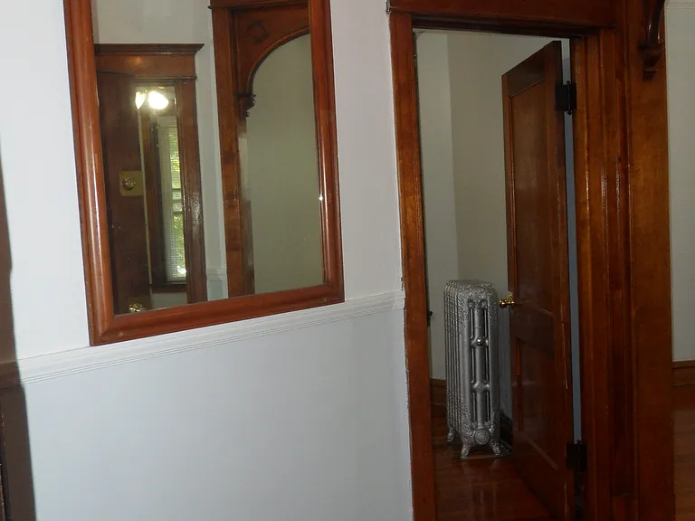 5639 N Wayne Ave #1 — Photo 2