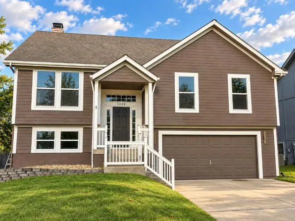 1005 N Clinton St, Olathe, KS 66061