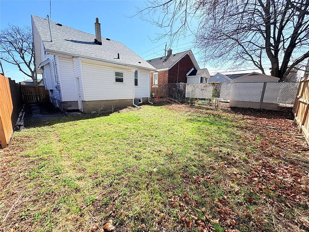 3 bed, $2,299 — Photo 4