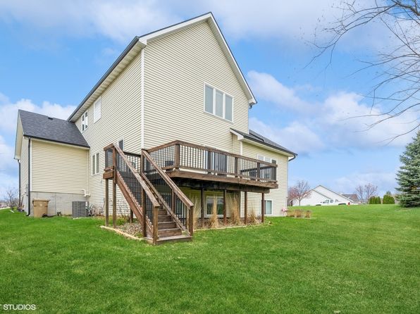 16119 Tanglewood Dr, Urbandale, IA 50323