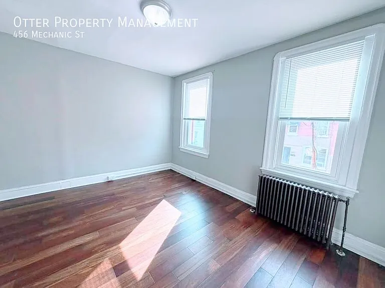 456 Mechanic St — Photo 25