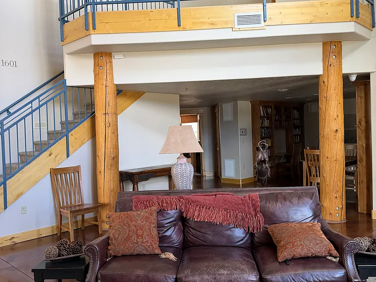 4155 Crittenton Ln #6 — Photo 29