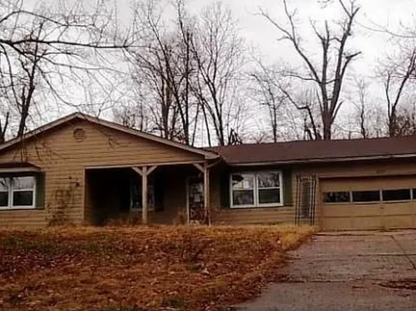 8597 State Route 351 E, Henderson, KY 42420
