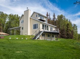 2098 E Holobinko Rd, Wasilla, AK 99654