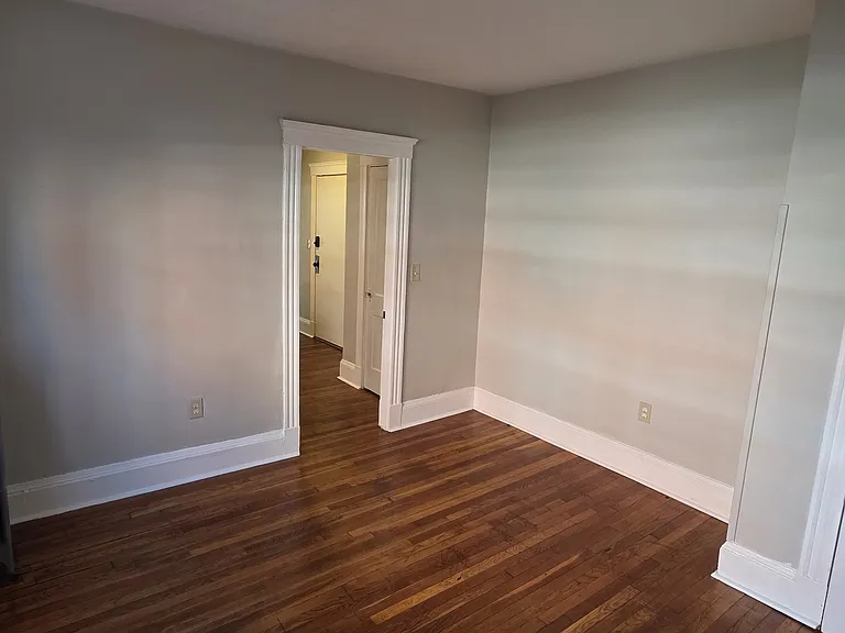 30 Franklin St #9 — Photo 4