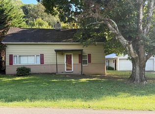 3217 Cherokee Dr, Morristown, TN 37814