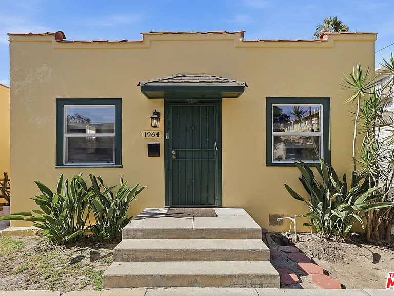 1964 Dracena Dr — Photo 1