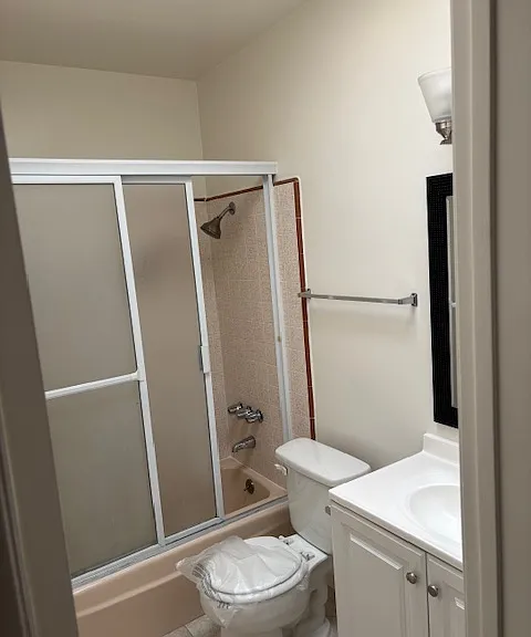 16214 Vanowen St #9 — Photo 12