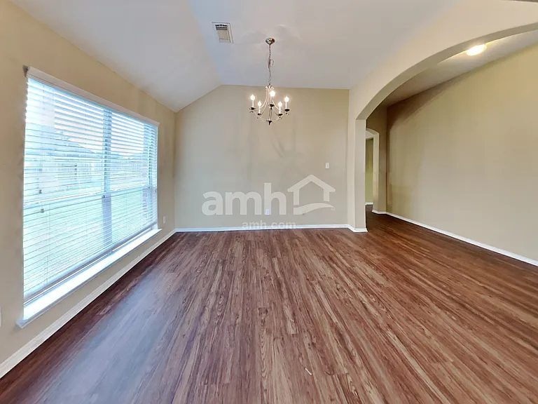 2918 Meridian Bay Ln — Photo 7