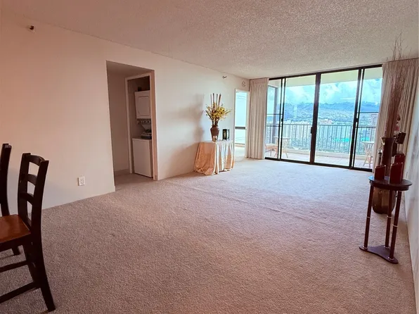 990 Ala Nanala St APT 26B, Honolulu, HI 96818