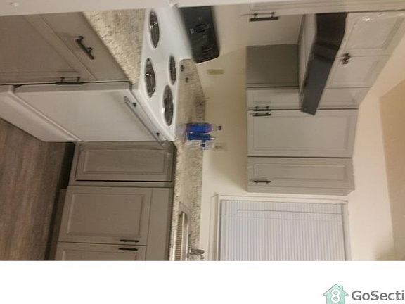 2nd image of 10600 Sumac Ct