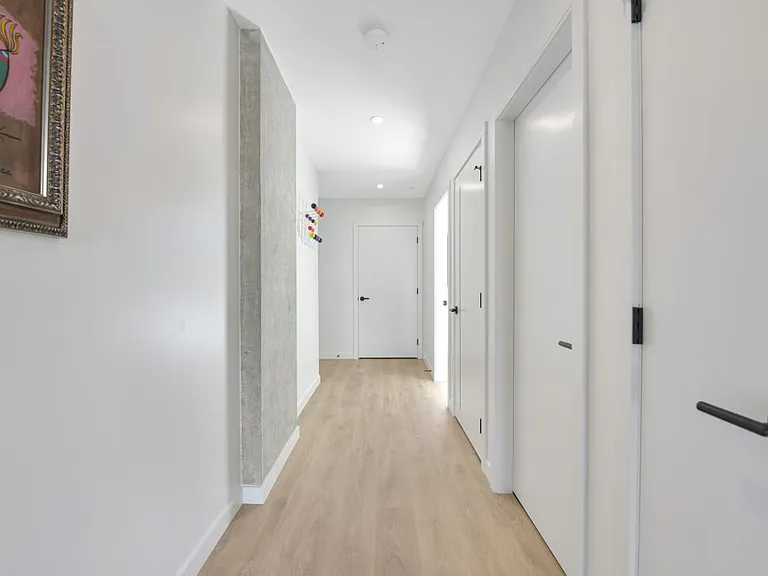 1097 View St — Photo 36