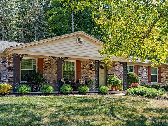 4th image of 5869 Overhill Ln