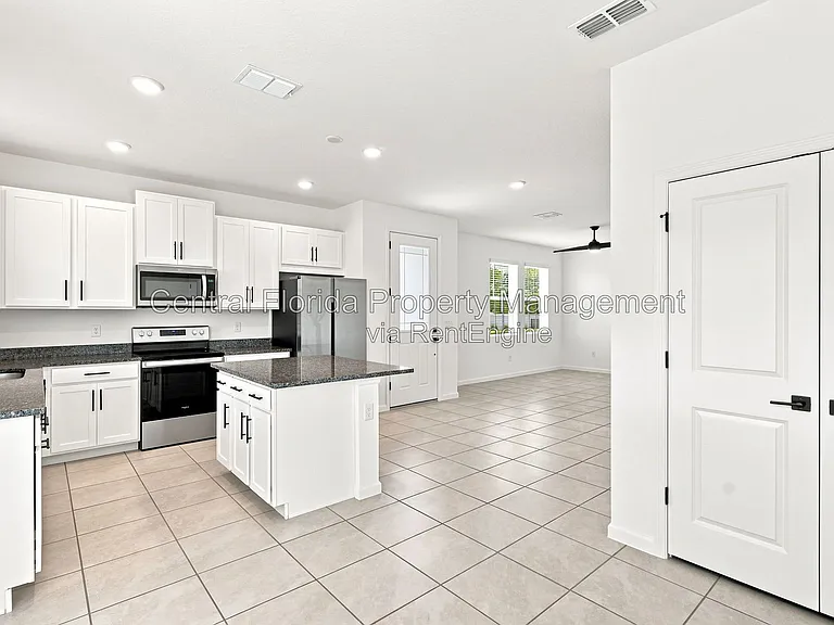 865 Spring Palms Loop #1 — Photo 14