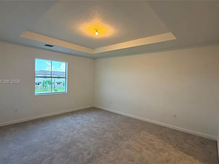 2475 SE 29th Dr — Photo 11