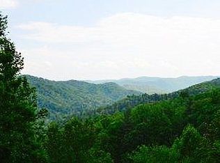 206 Overlook Dr, Deep Gap, NC 28618