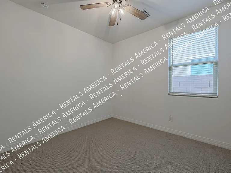 5938 N 90th Dr — Photo 19