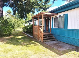 329 SE Swan Ave, Siletz, OR 97380