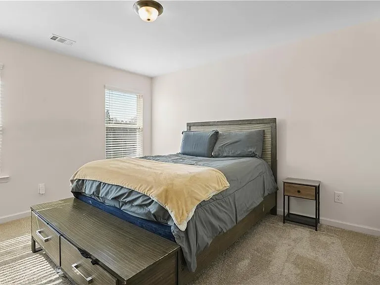 887 Ambient Way SW — Photo 4