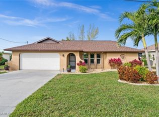 3024 SE 5th Pl, Cape Coral, FL 33904