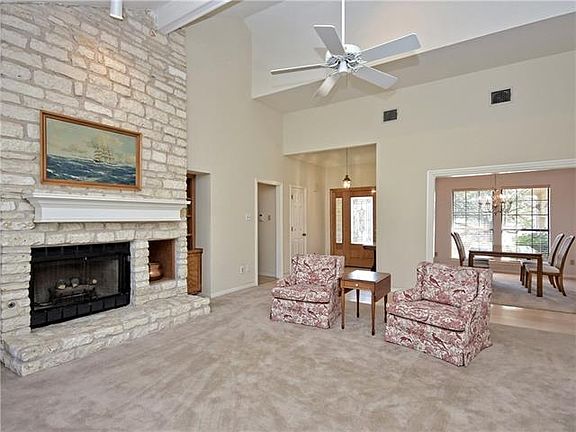 4th image of 5910 Painted Valley Dr