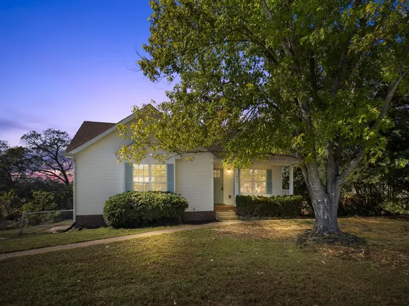 1426 Amy Ave, Clarksville, TN 37042