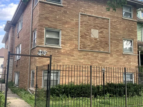 5910 W Huron St #2S, Chicago, IL 60644