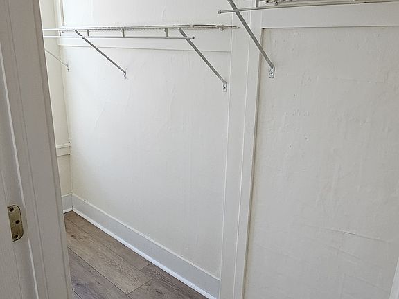 3rd image of 83 Analomink St #83