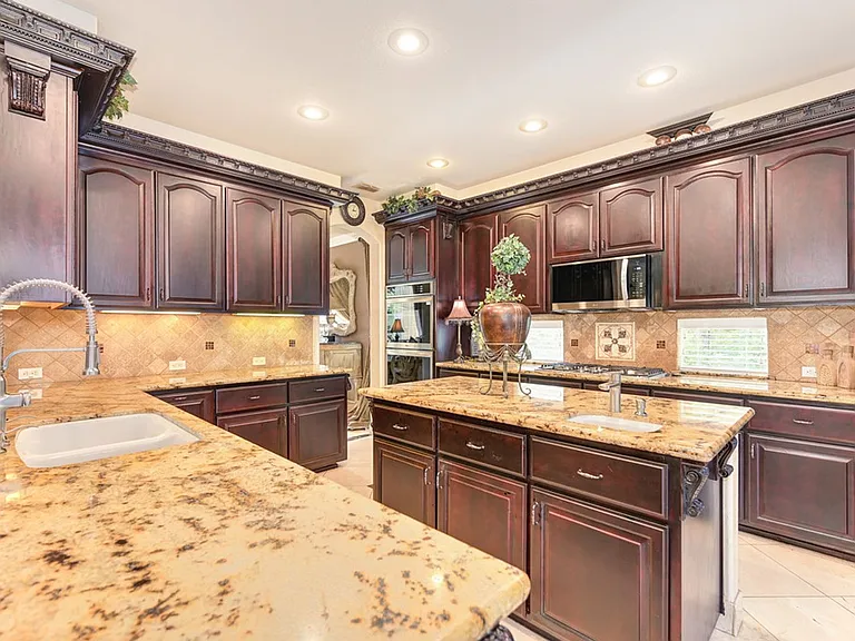 1676 Stronsay Ct — Photo 27