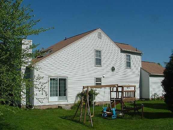 2nd image of 5243 Belle Plains Dr