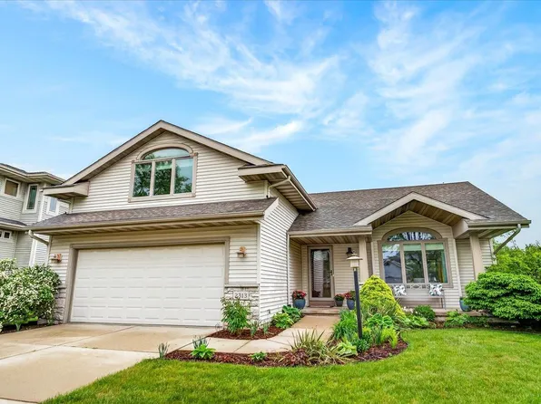 2313 Quartz Ln, Madison, WI 53719