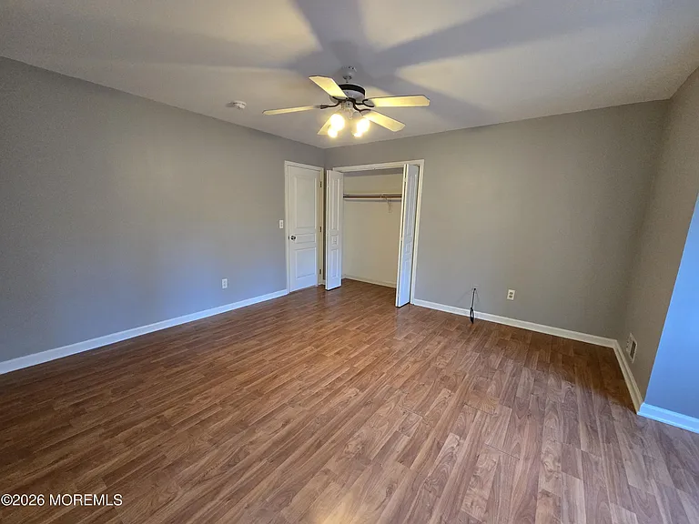 274 Easy St #RIGHT — Photo 14