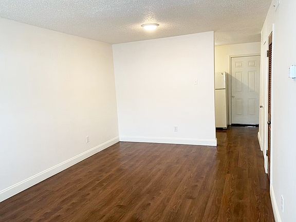 2nd image of 408 Florence Ave #12390141
