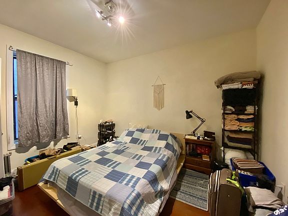 5th image of 499 Washington Ave #1A0