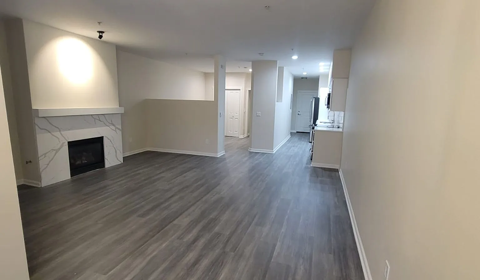 Main Place Apartments — Photo 2