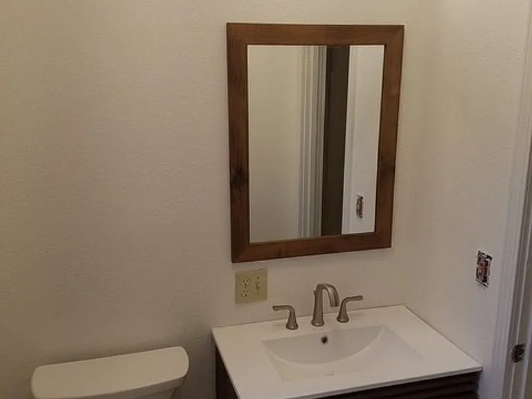 615 Beverly Way — Photo 7