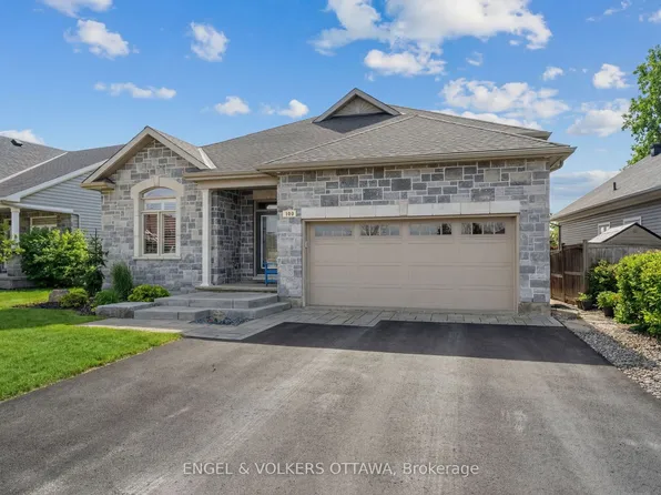 100 Equinelle Dr, North Grenville, ON K0G 1J0