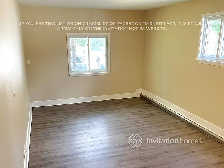 137 Shadywood Ln — Photo 7