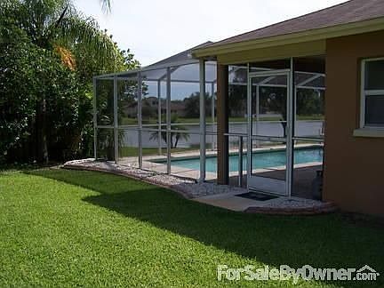 3rd image of 15502 Lake Grace Dr