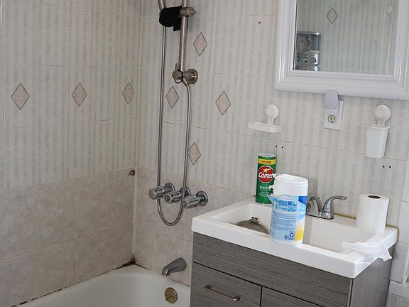 5th image of 18611 Williamson Ave Floor 2