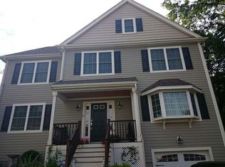 27 Ansonia Rd, West Roxbury, MA 02132