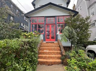 184 Beach 115th St FLOOR 1, Rockaway Park, NY 11694