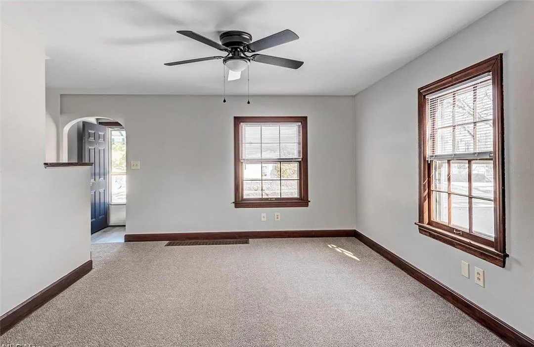 2 bed, 900 sqft, $1,175 — Photo 3