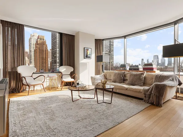 50 United Nations Plz APT 6B, New York, NY 10017