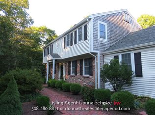 360 Turtleback Rd, Marstons Mills, MA 02648