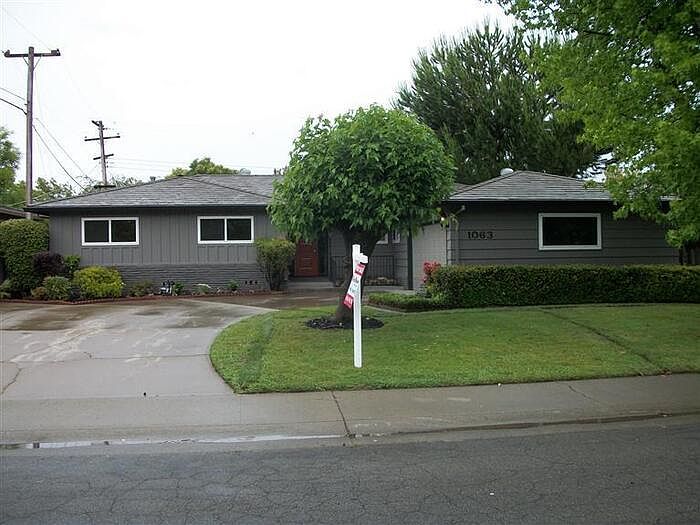 1st image of 1063 Woodshire Way