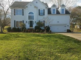 110 Castles Gate Dr, Mooresville, NC 28117