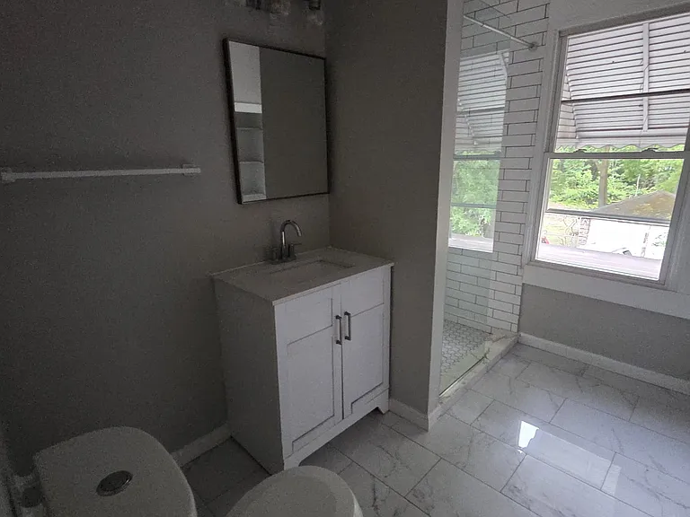 84 Munson St #22 — Photo 7