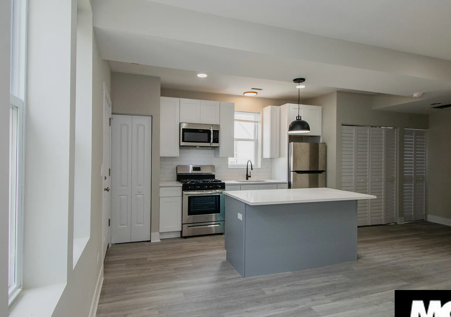 1 bed, 1.0 bath, $2,050 — Photo 1